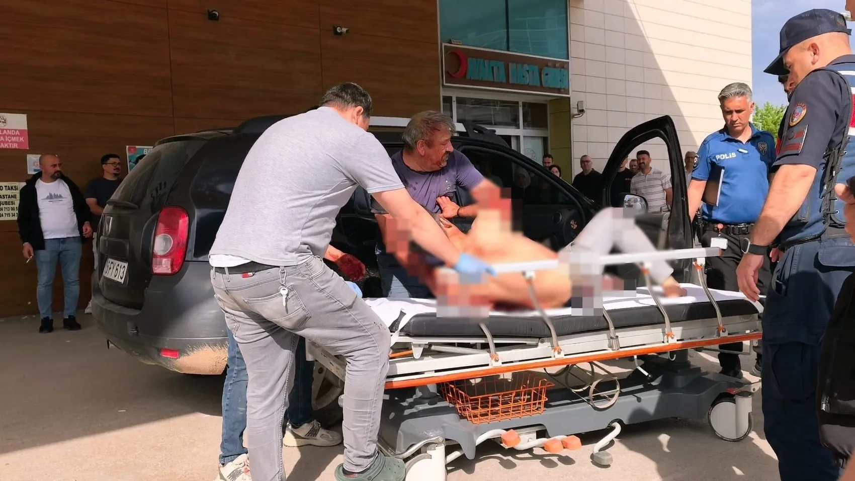 İnegöl'de aile içi tartışma kanlı bitti