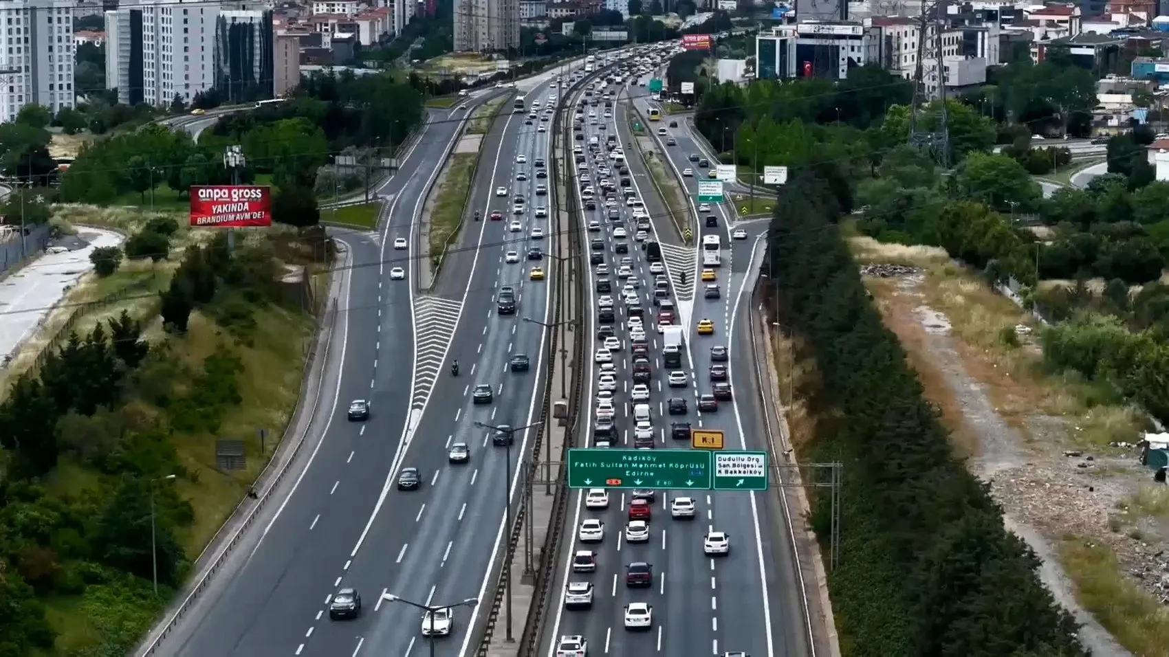 İstanbul yolunda bayram dönüşü çilesi başladı