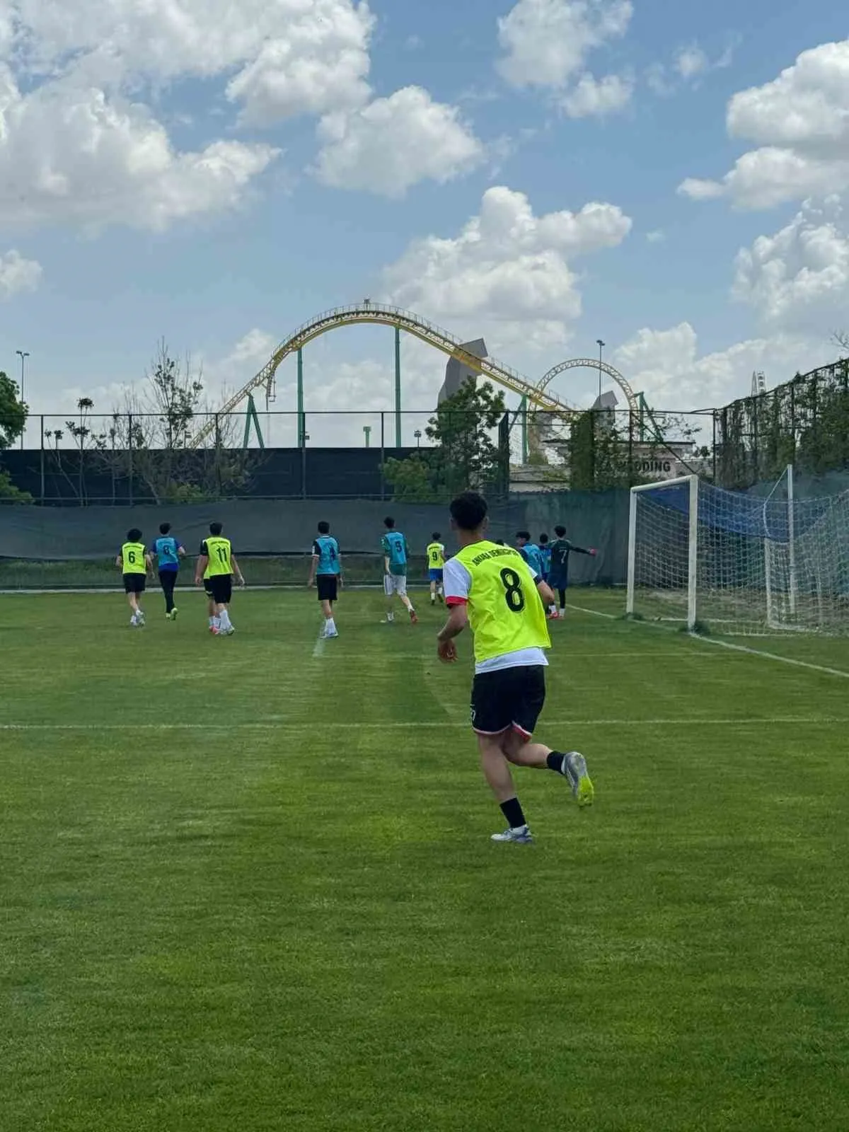 ANKARA DEMİRSPOR’UN 9-13 MAYIS TARİHLERİ ARASINDA YAPILAN ALTYAPI SEÇMELERİNE 3 BİNİN ÜZERİNDE FUTBOLCU ADAYI KATILDI.