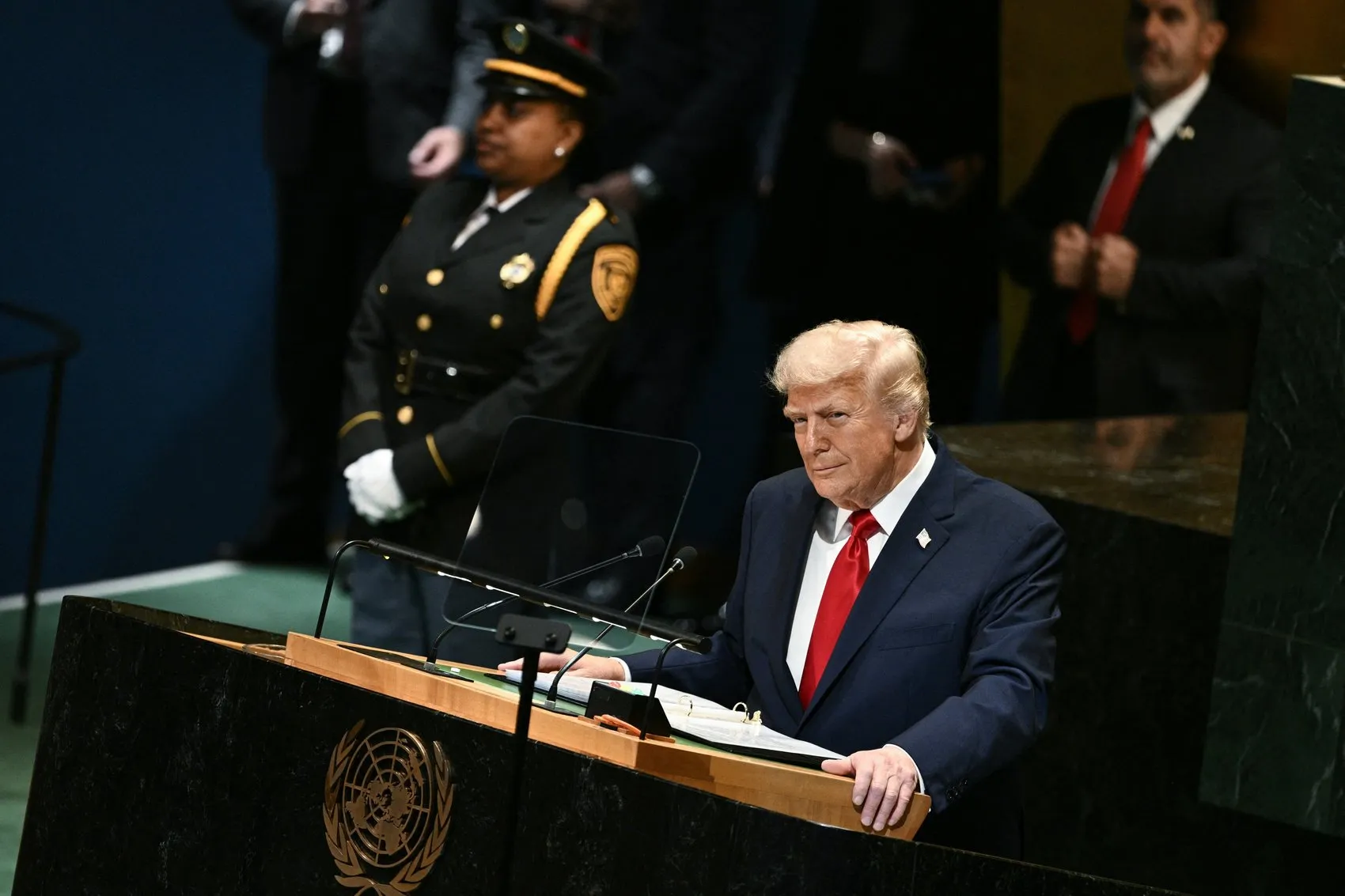 Trump ve Avn telefon hattında Lübnan için yeni dönem