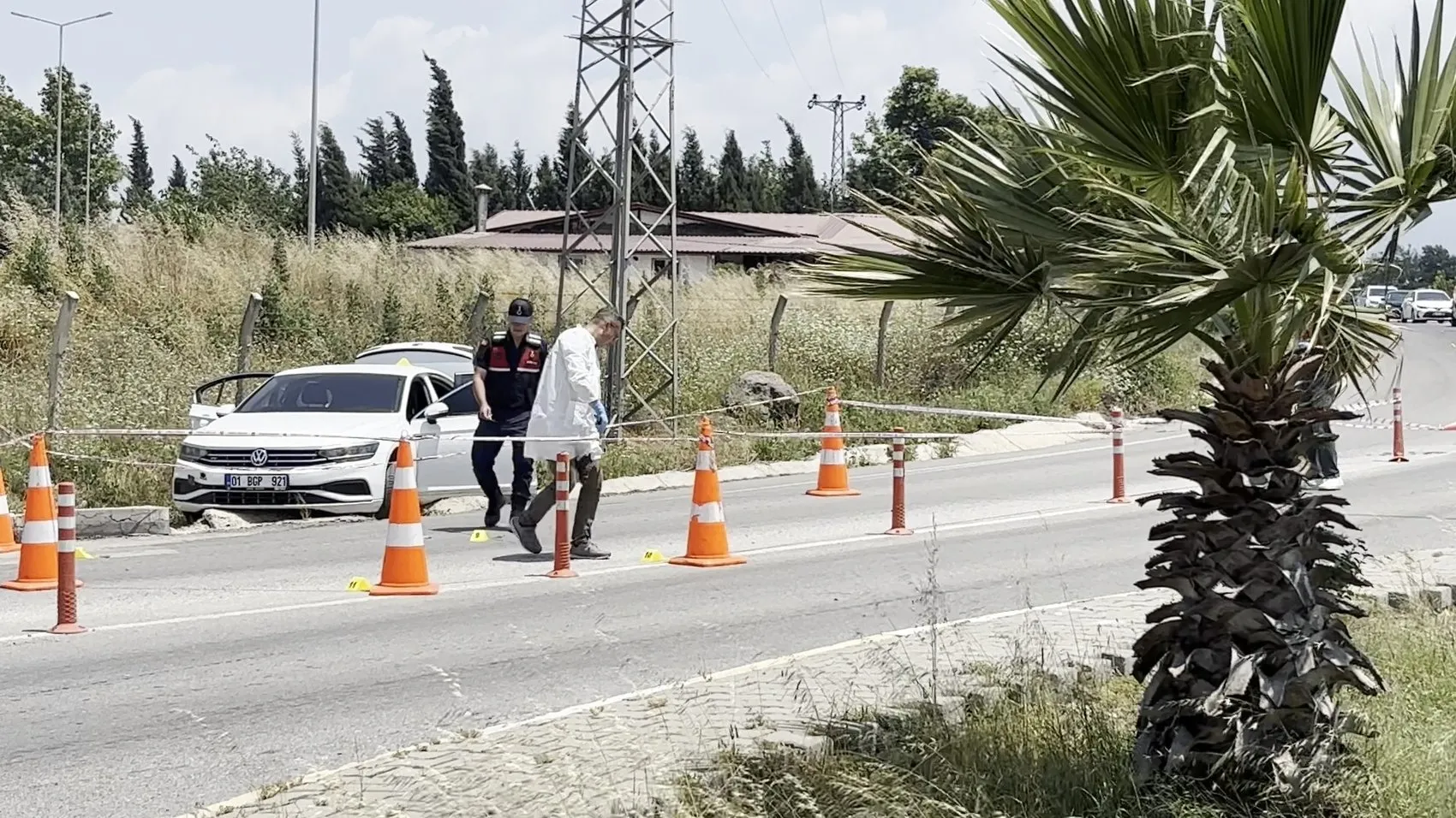 Osmaniye'de cezaevi önünde silahlı saldırı ve gasp operasyonu