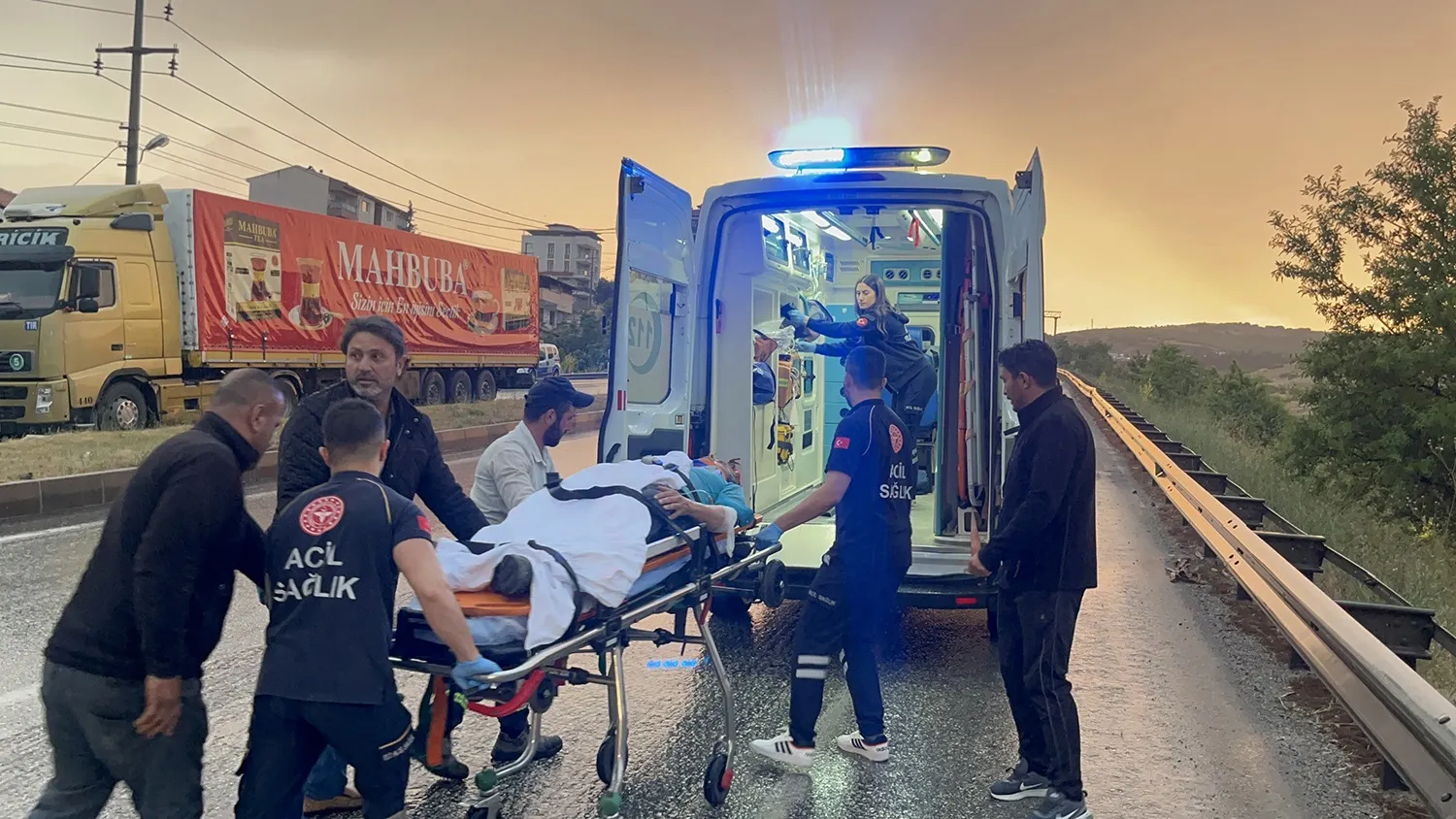Manisa Kula'da tiner yüklü TIR faciası 2 kişi hayatını kaybetti