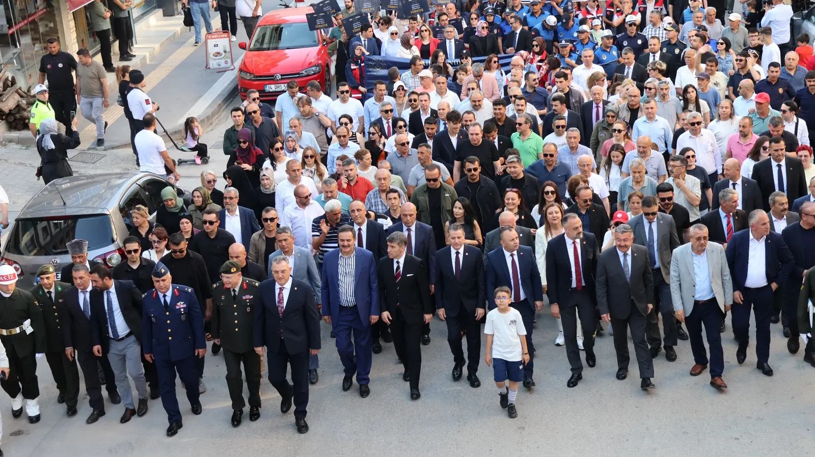 Amasya Milli Mücadele ruhunu sokaklara taşıdı