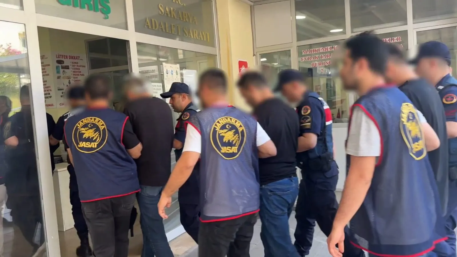 Sakarya merkezli dev kablo hırsızlığı çetesine jandarma darbesi