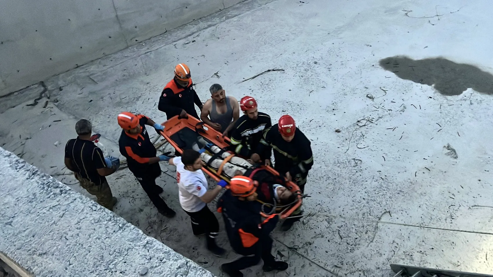 Kayseri'de bisiklet süren çocuk dört metrelik kanala uçtu