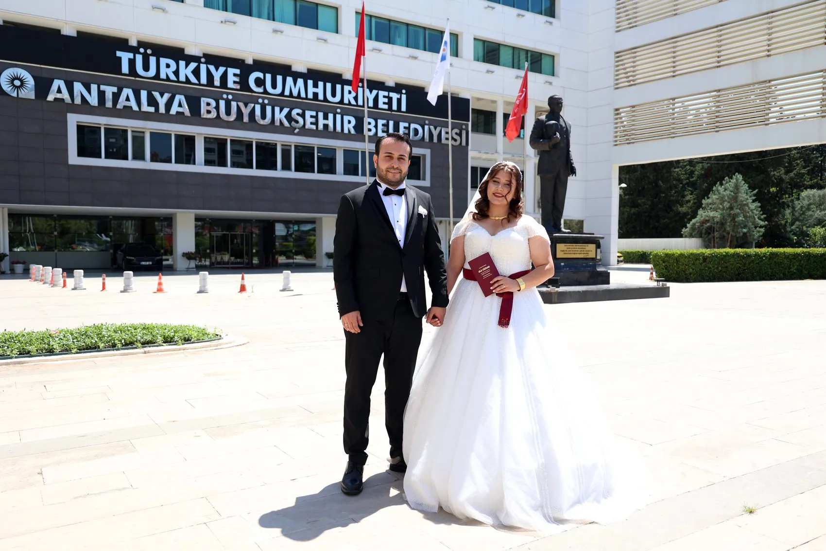 Antalya’da 06.06.2026 çılgınlığı nikah salonlarını doldurdu