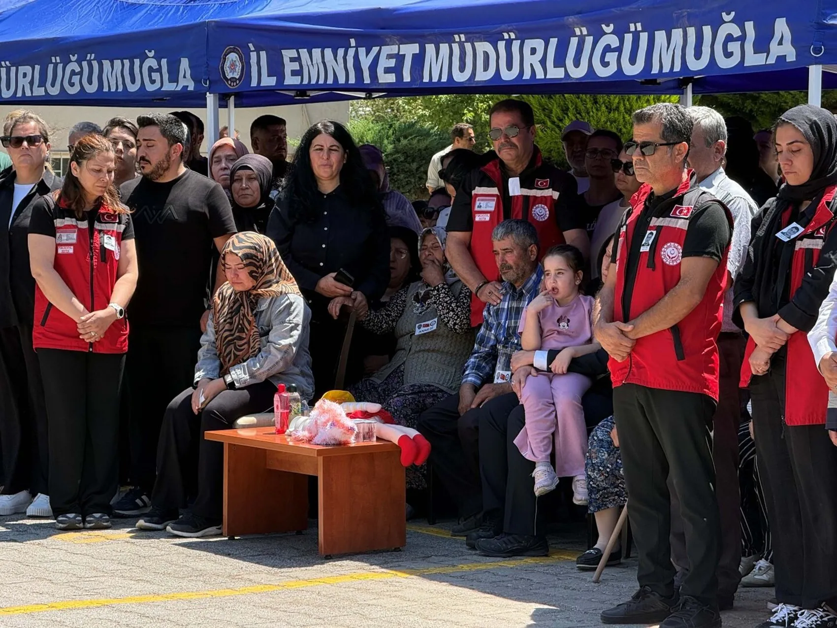 Muğla şehidini gözyaşlarıyla uğurladı