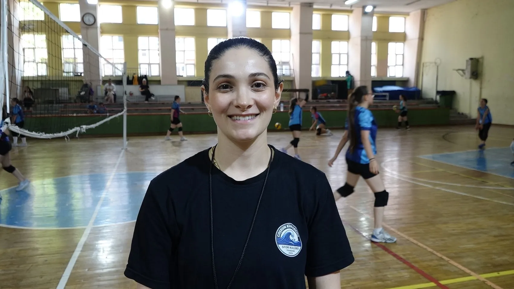 Trabzonlu minik voleybolculardan milli takıma gol sevinçli destek