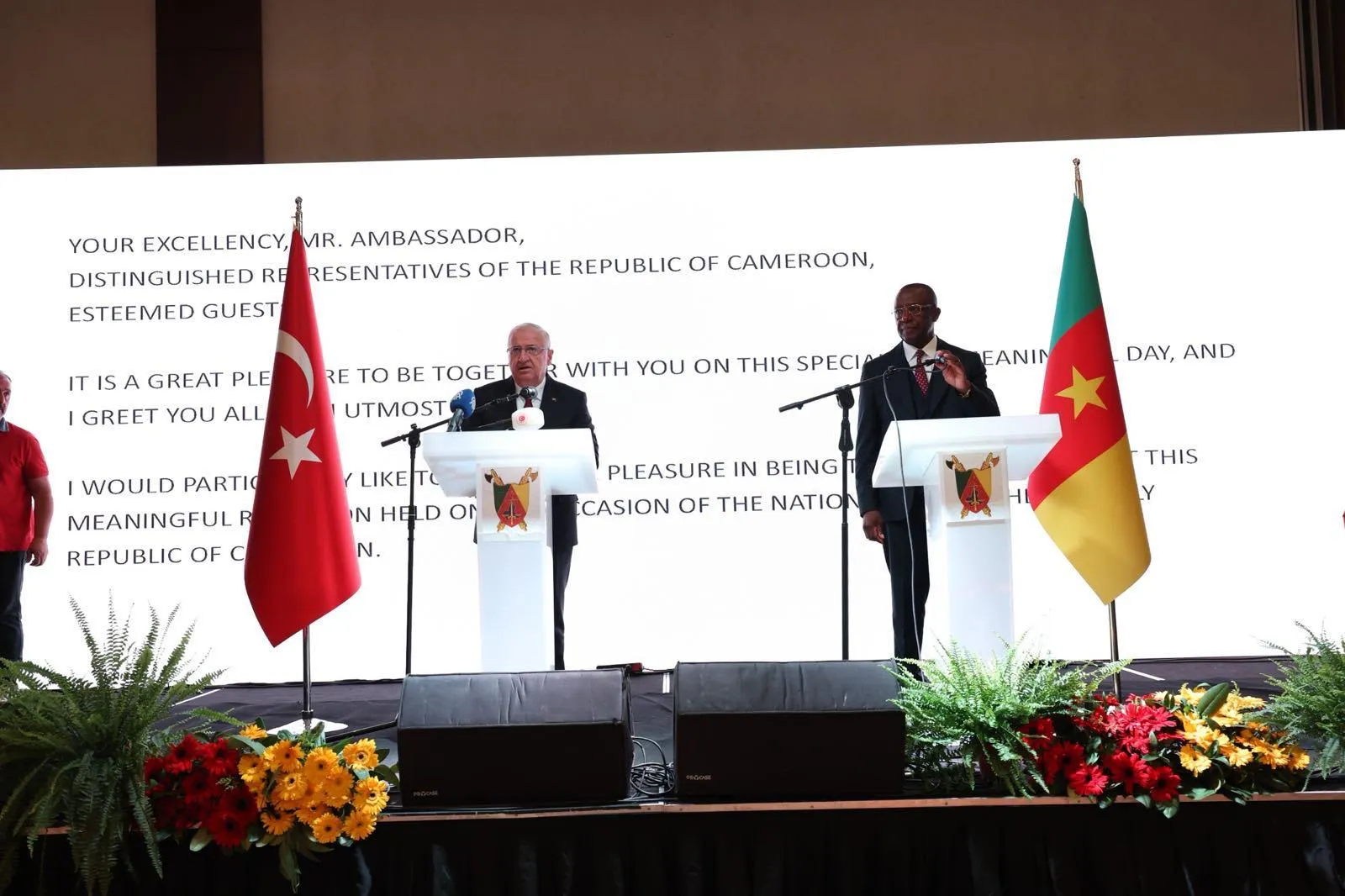 Bakan Güler ve komuta kademesi Kamerun resepsiyonunda buluştu