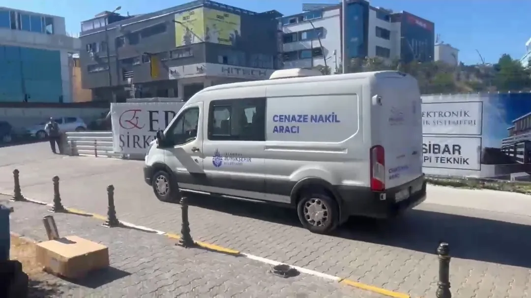 Fatih’te skuter kazası kamerada Bir kişi hayatını kaybetti