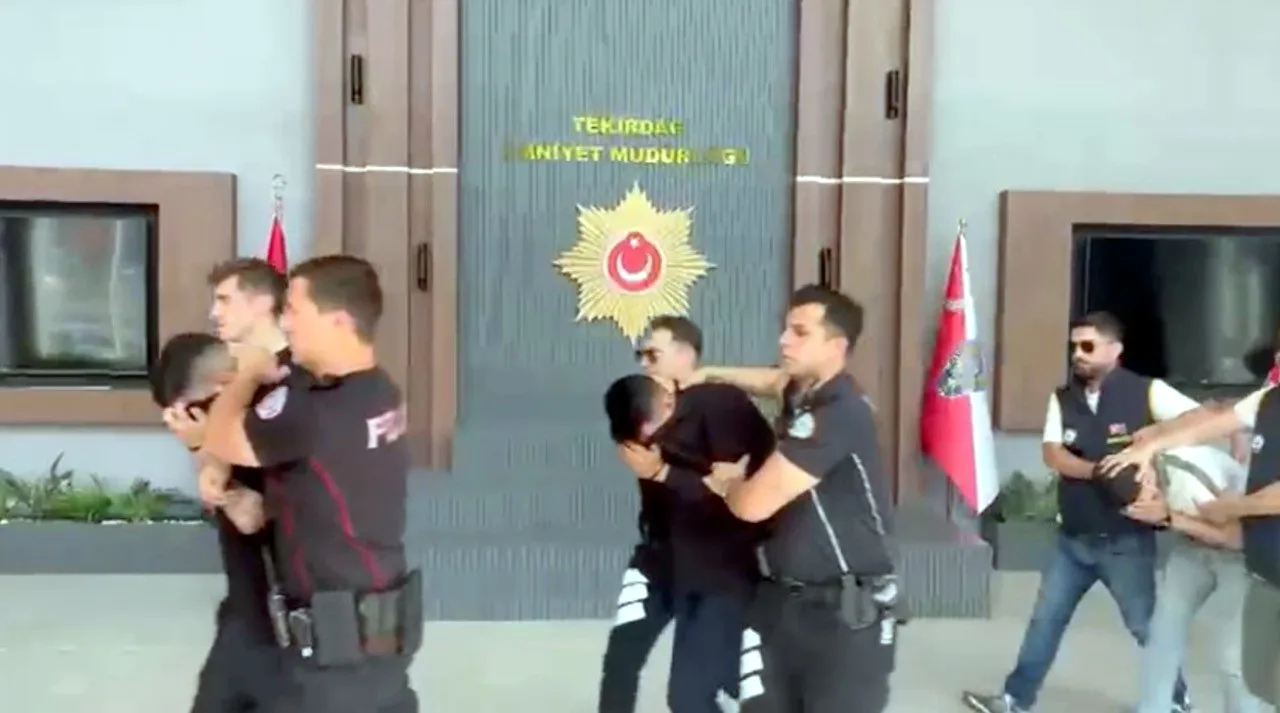 Kendini savcı diye tanıtan şebekeye büyük operasyon