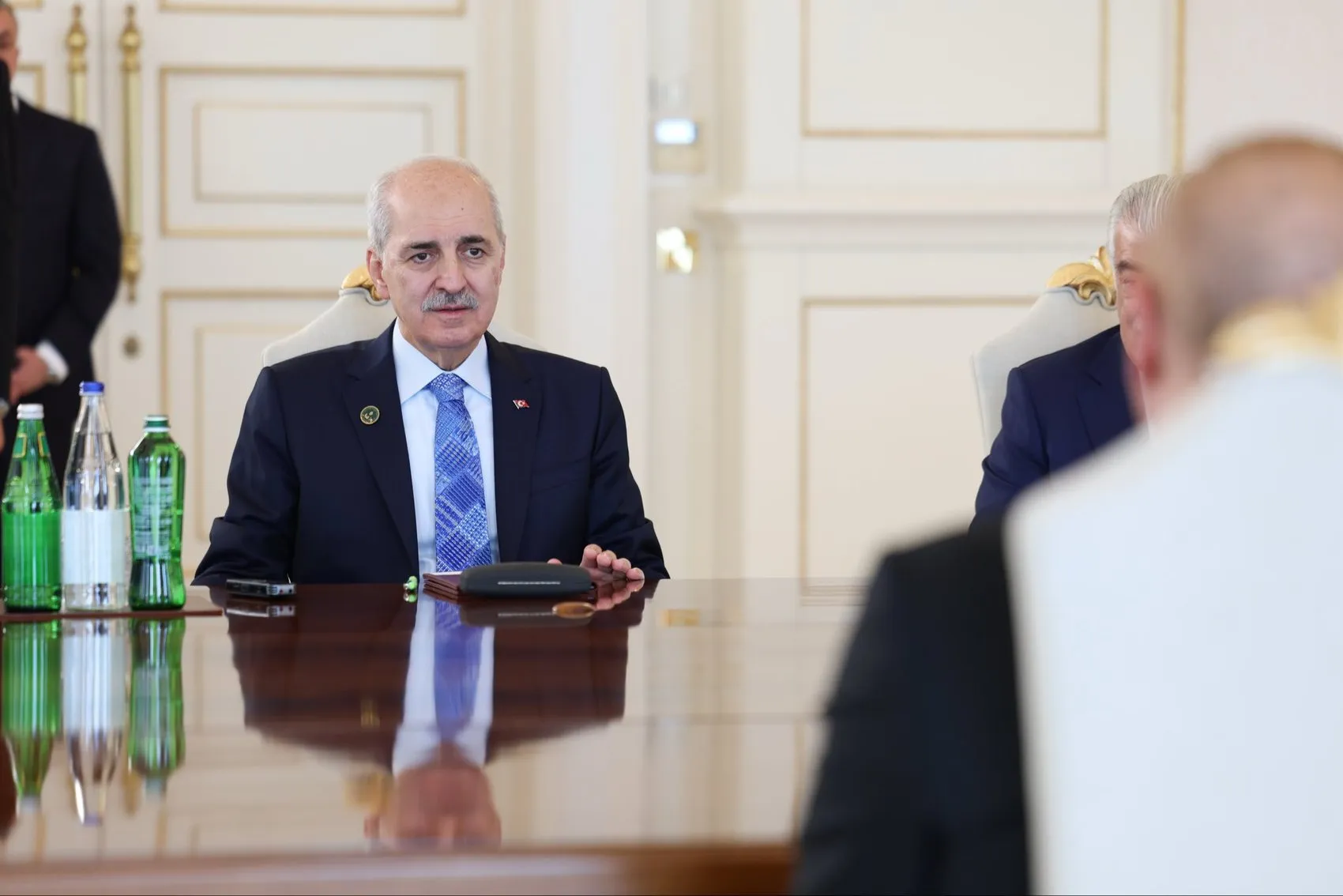 Numan Kurtulmuş Bakü'de İlham Aliyev ile bir araya geldi