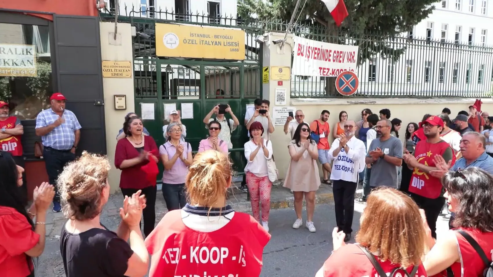 İtalyan Lisesi'nde 123 günlük grev bitti