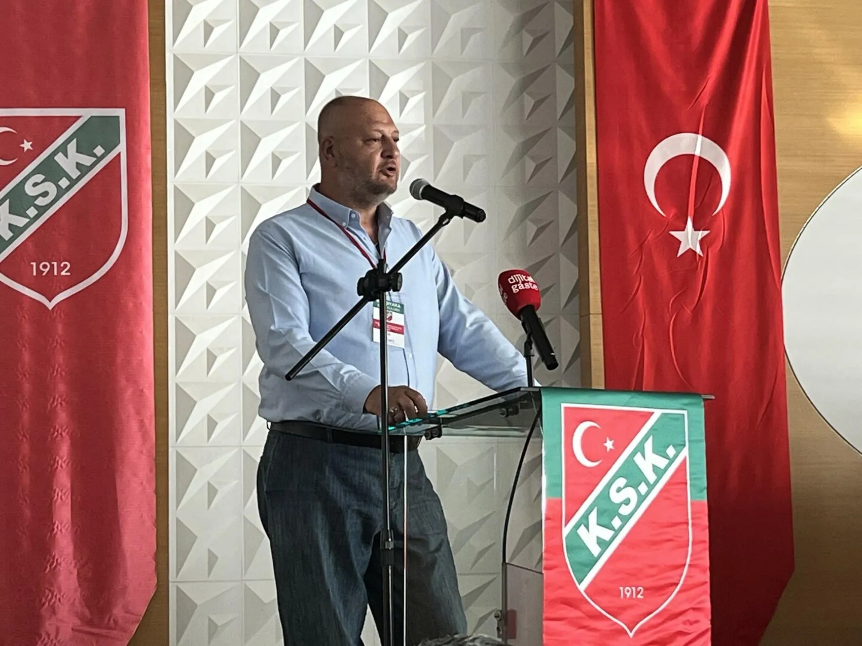 Karşıyaka Spor Kulübü’nde kira sözleşmesi krizine eski yönetimden yanıt