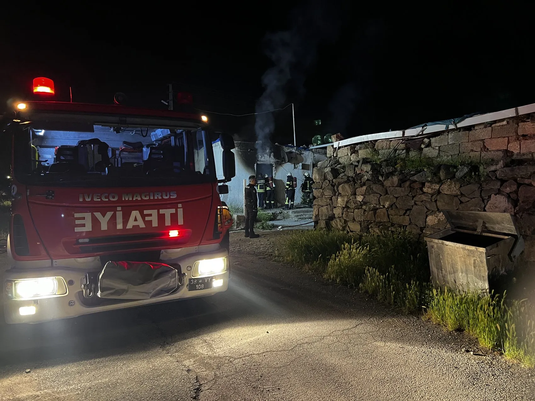 Kayseri'de gece yarısı korkutan yangın