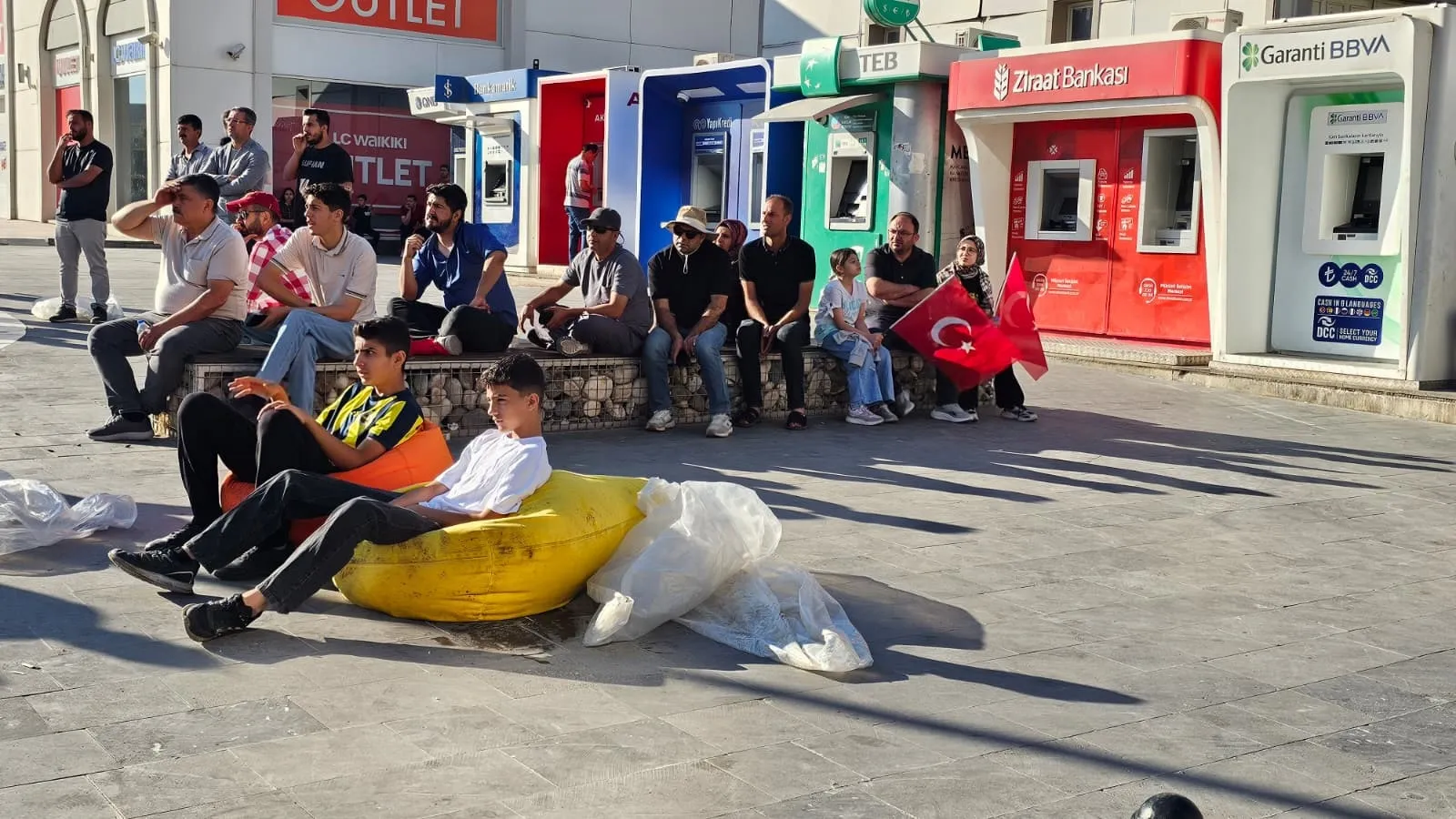 Şanlıurfa milli maç heyecanıyla tek yürek oldu