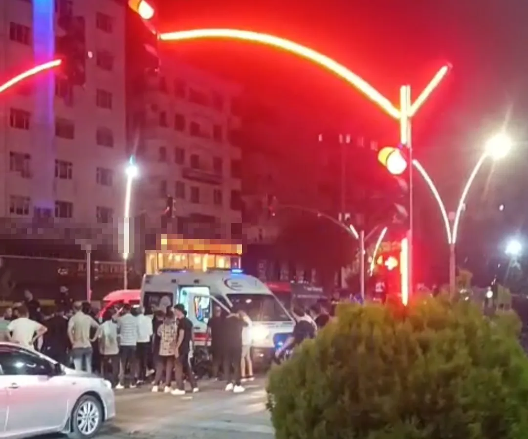 Batman'da kavşak kazası kask kamerasında