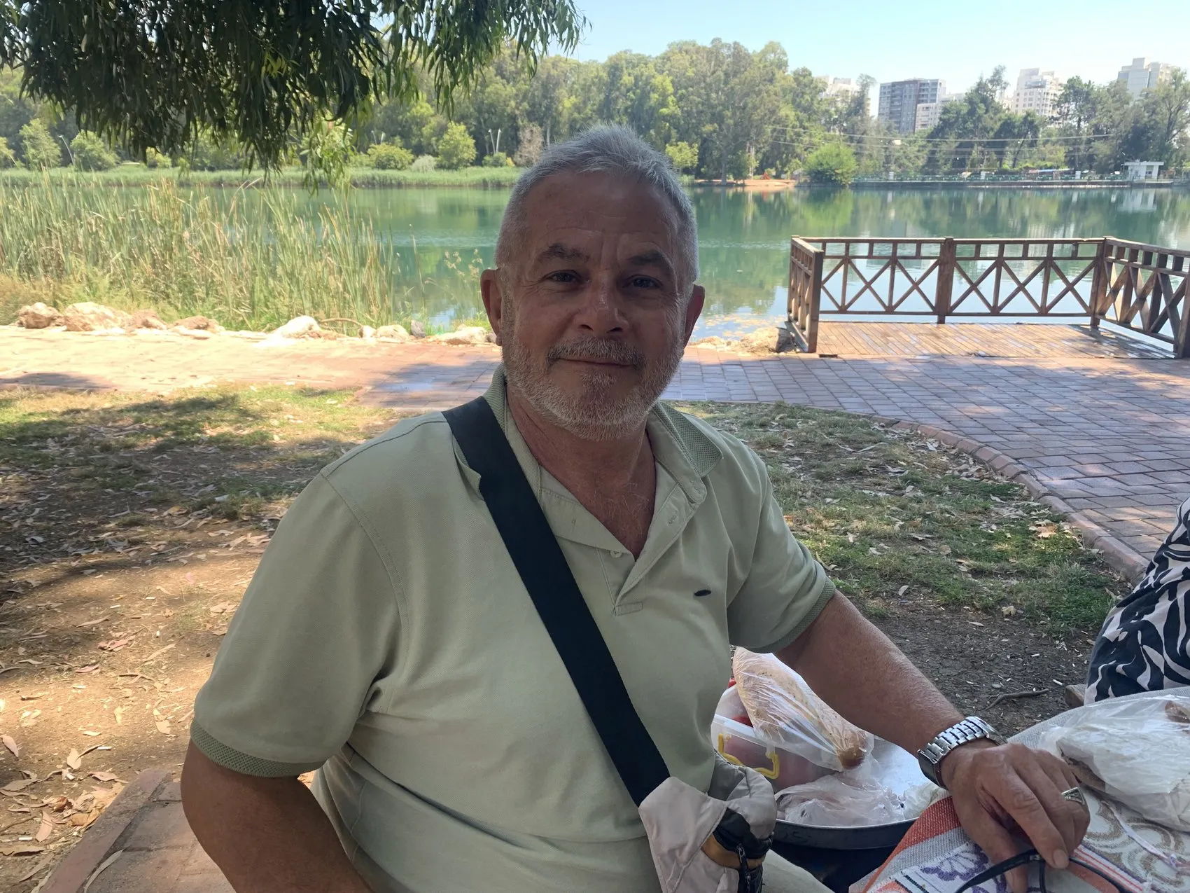 Adana sıcağında nehir kenarı mesaisi