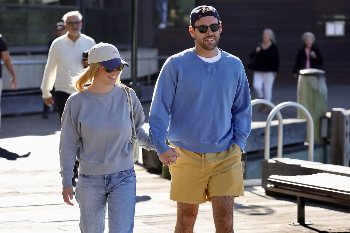 Sydney Sweeney ve Scooter Braun sokakta aşka geldi! Kimseyi umursamadılar 1