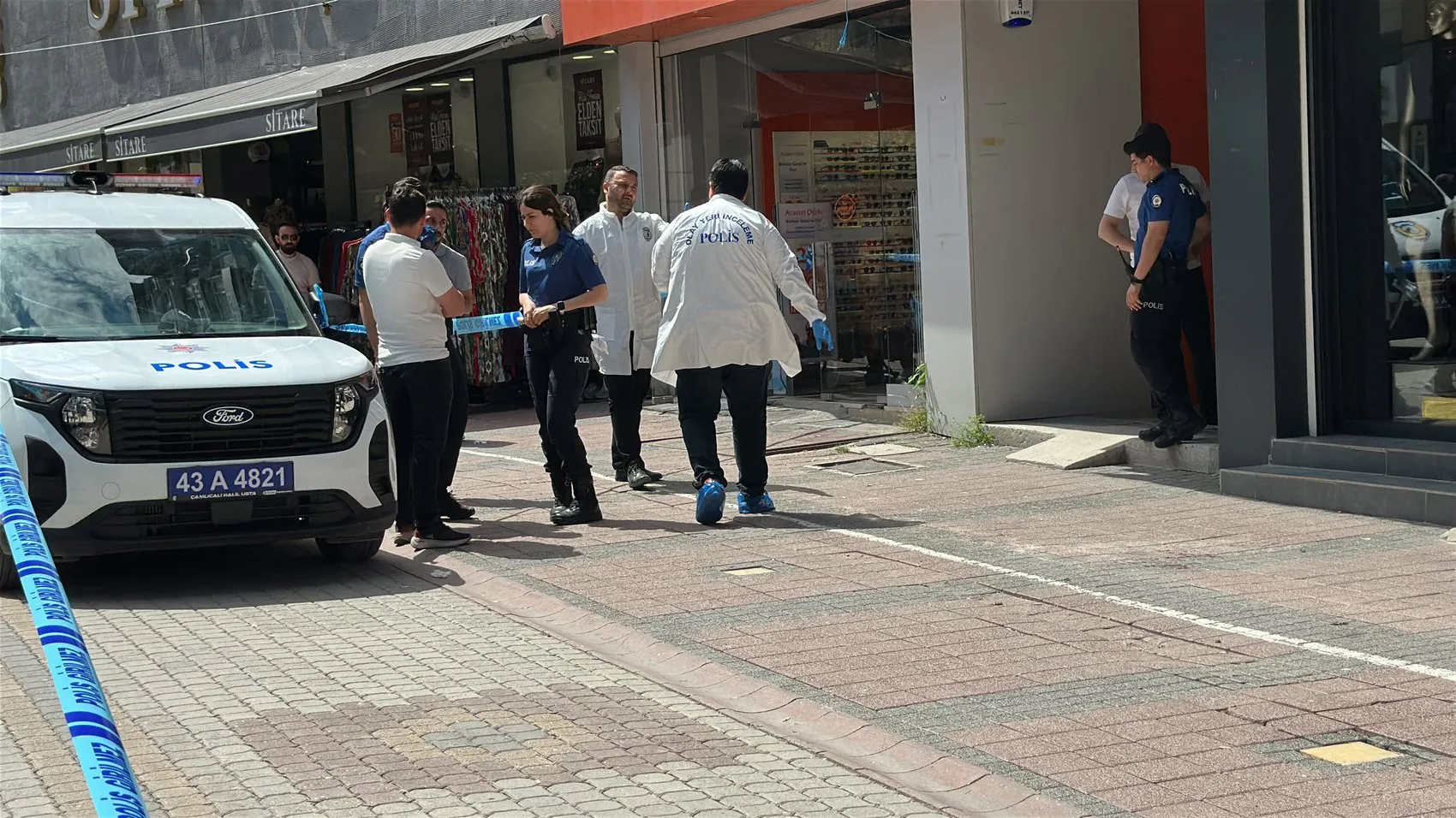 Kütahya'da sokak ortasında silahlı tartışma