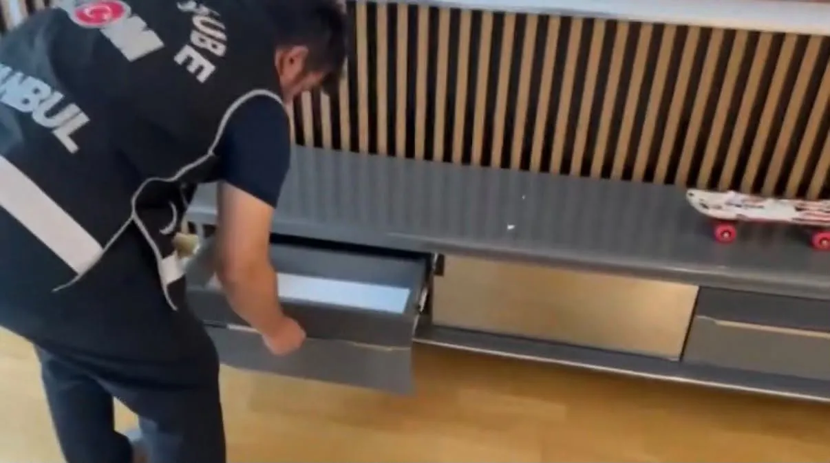 Hasarlı araçları sağlam gösterip kredi çeken çeteye operasyon