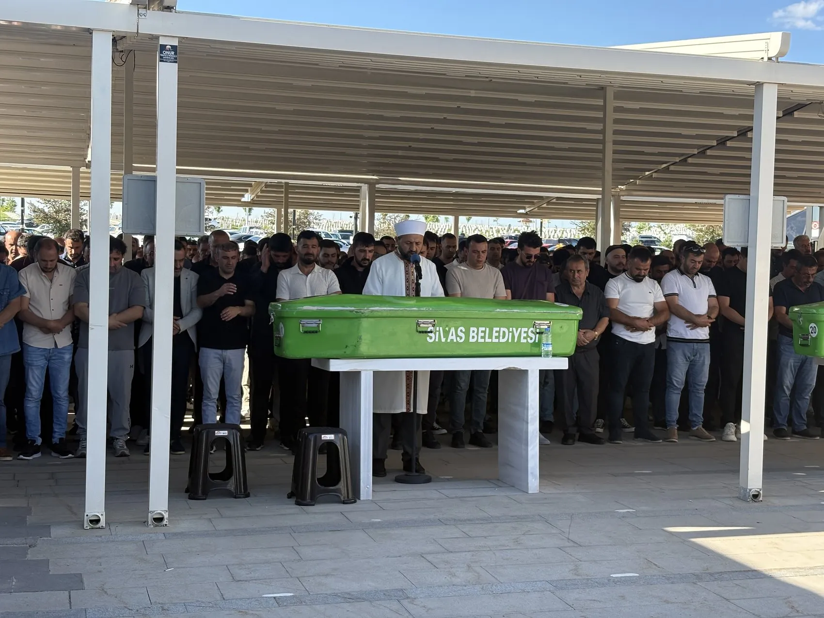 Sivas'ta acı tesadüf Babasının ölüm yıl dönümünde kazada can verdi