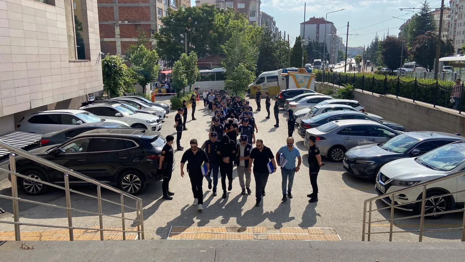 Eskişehir merkezli dev bahis operasyonu 14 şüpheli adliyeye sevk edildi