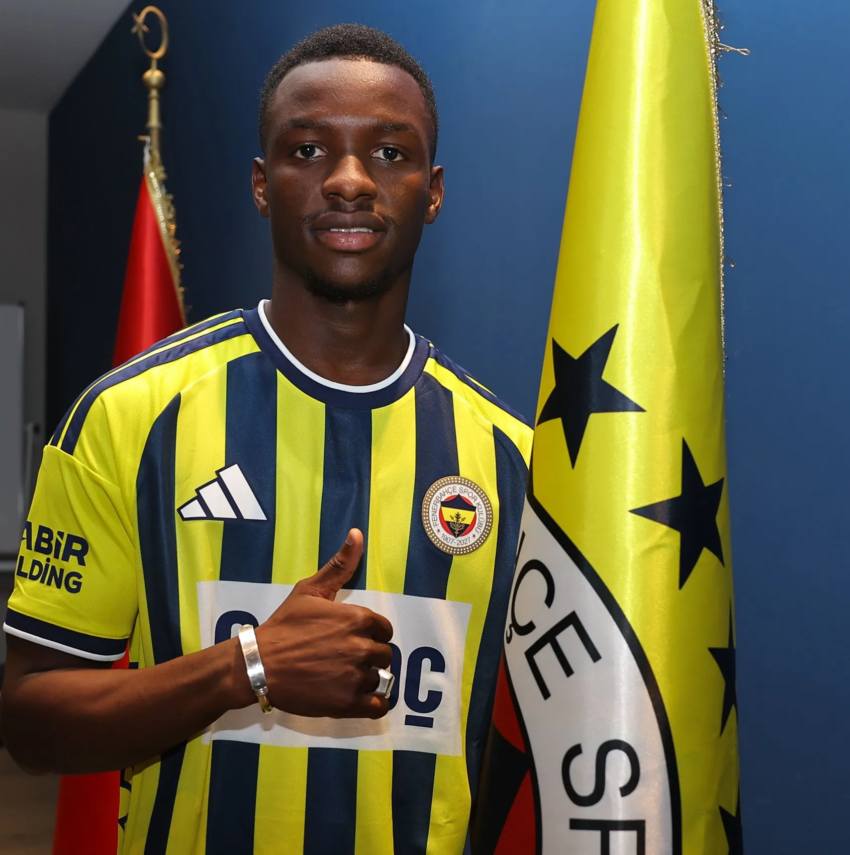 Fenerbahçe genç yetenek Amara Diouf ile uzun süreli anlaştı