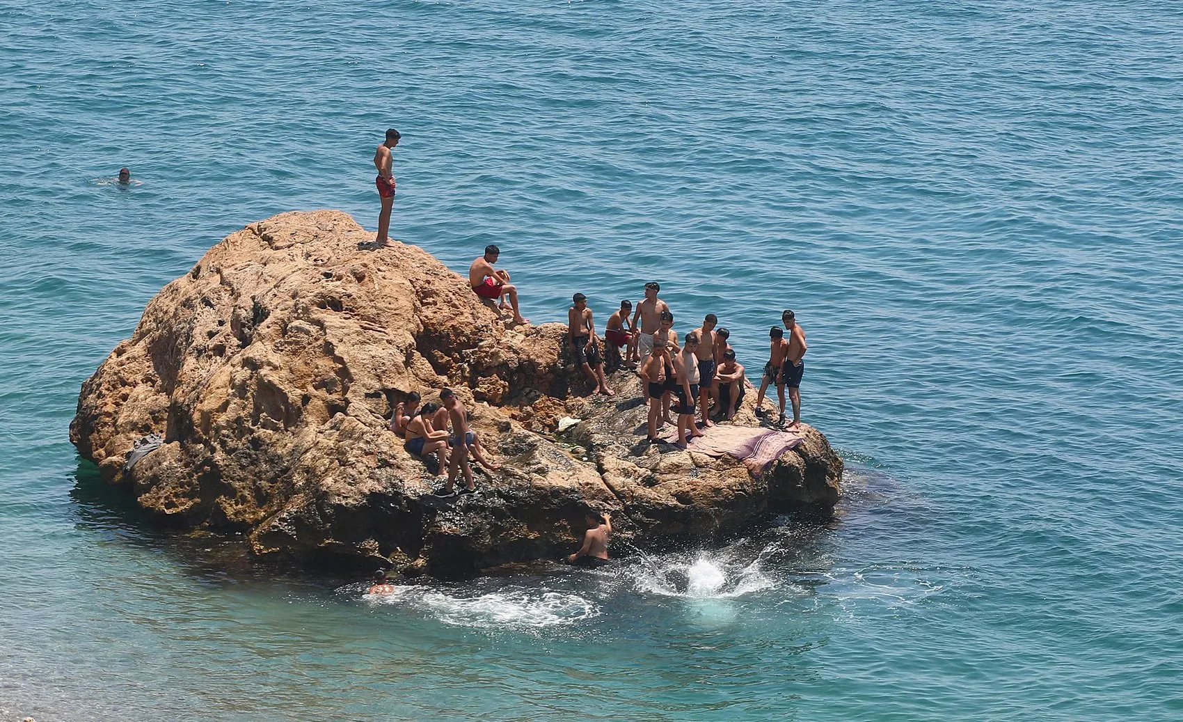 Antalya kavruluyor Hissedilen sıcaklık 47 dereceyi gördü