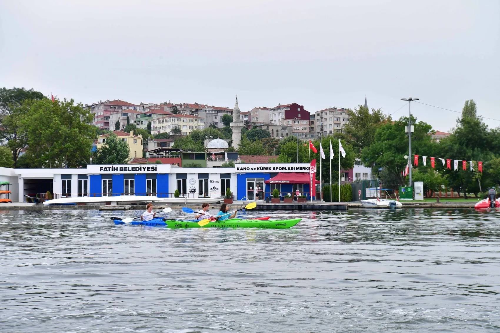 Fatihli çocuklar için yaz spor okulu kayıtları başladı