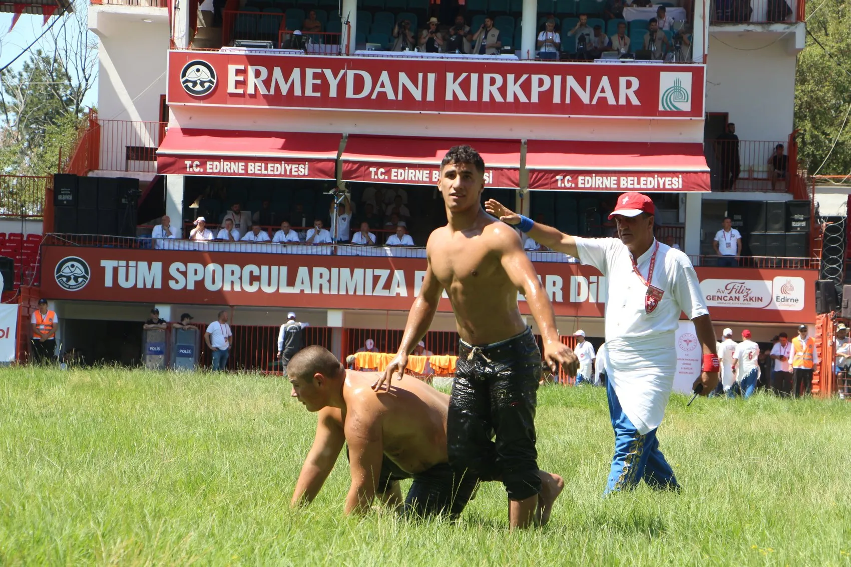 665. Kırkpınar Yağlı Güreşleri için geri sayım başladı
