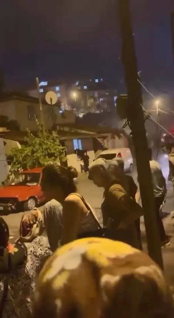 Gaziosmanpaşa’da gecekondu yangını korkuttu