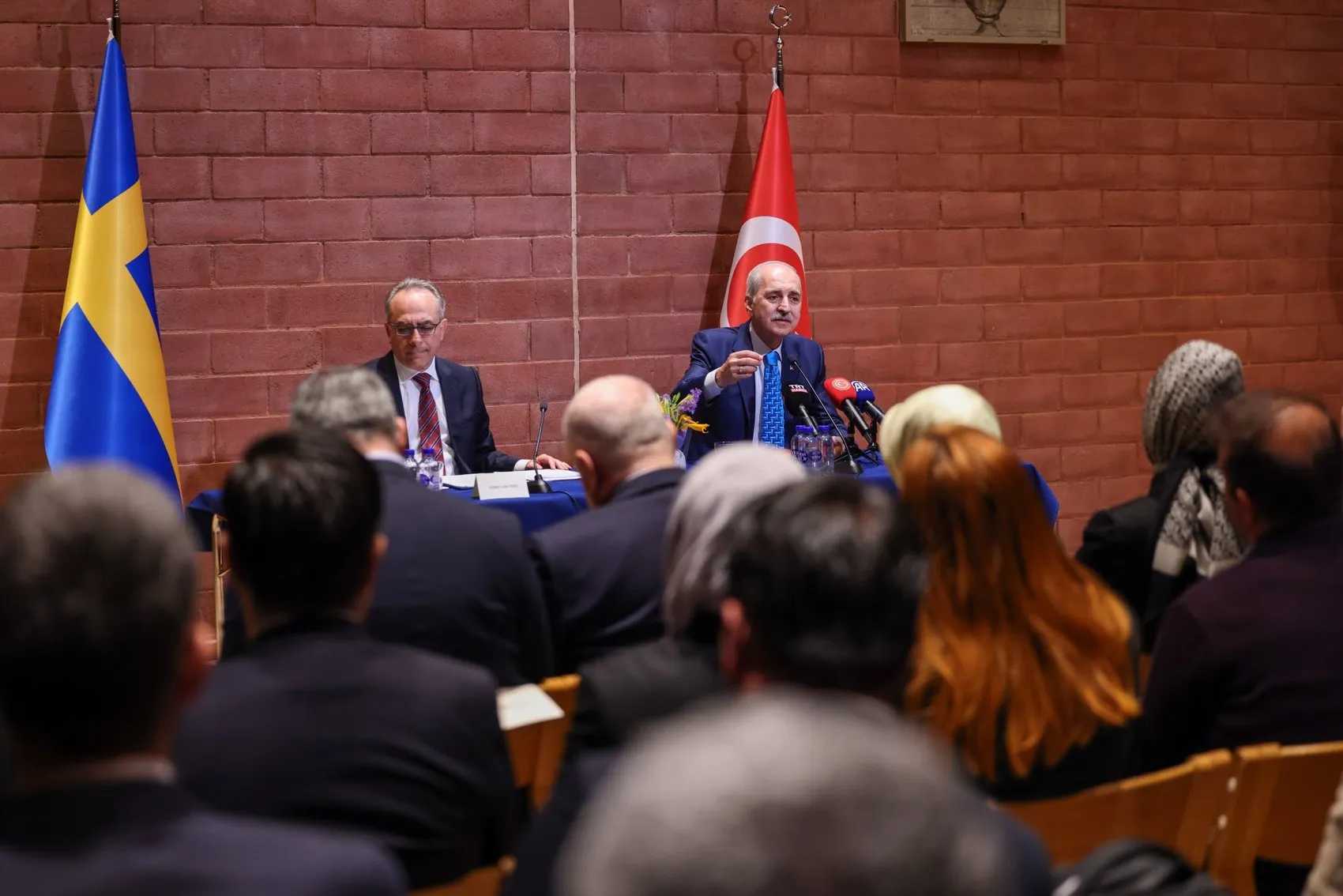 Kurtulmuş İsveç’te Avrupa’ya karşı uyardı