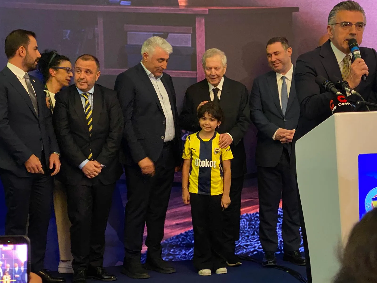 Aziz Yıldırım Ankara’da seçim öncesi destek turuna çıktı