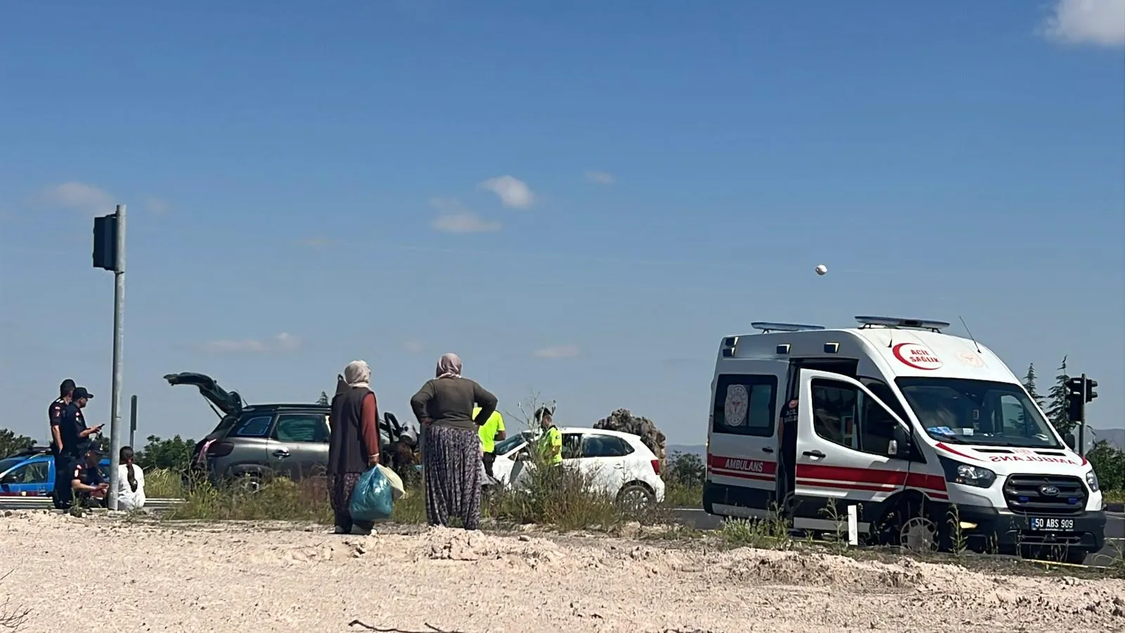 Nevşehir'de iki otomobil çarpıştı 7 kişi yaralandı