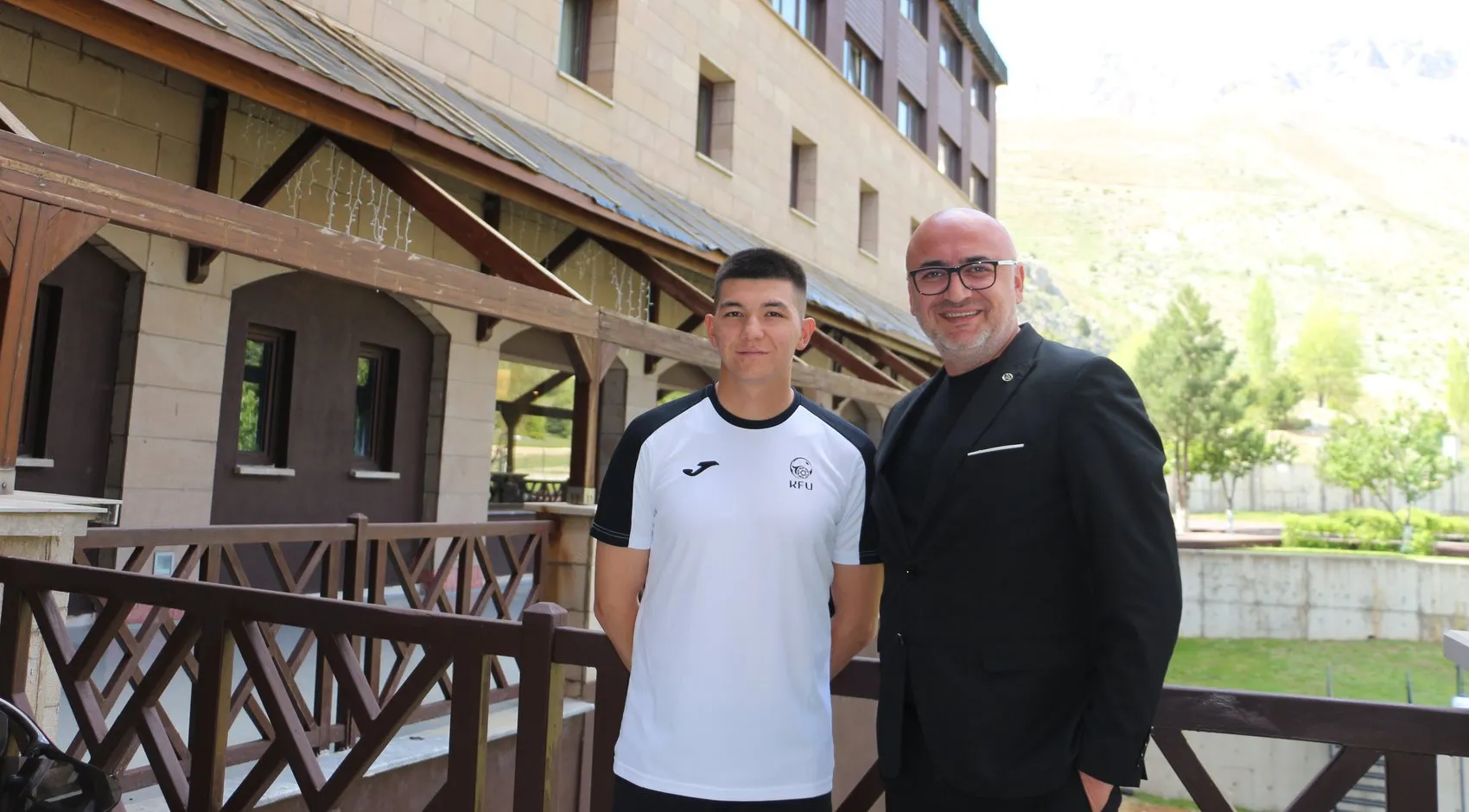 Davraz Dağı yeniden uluslararası futbol takımlarının gözdesi oldu