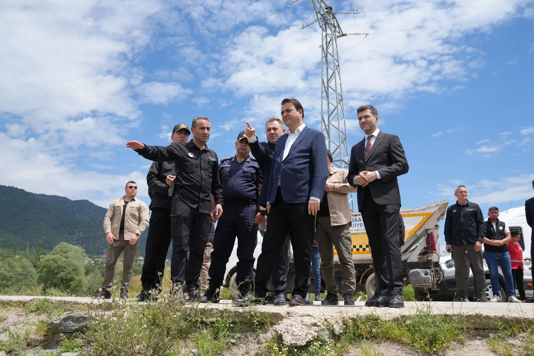 Tokat'ta çaya düşen iki genci arama çalışmaları beşinci gününe girdi