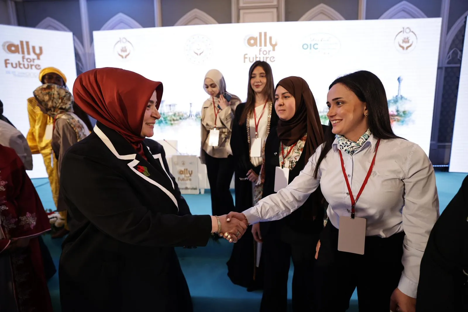 AK Parti'den kadınların siyasetteki rolü için yeni vizyon mesajı