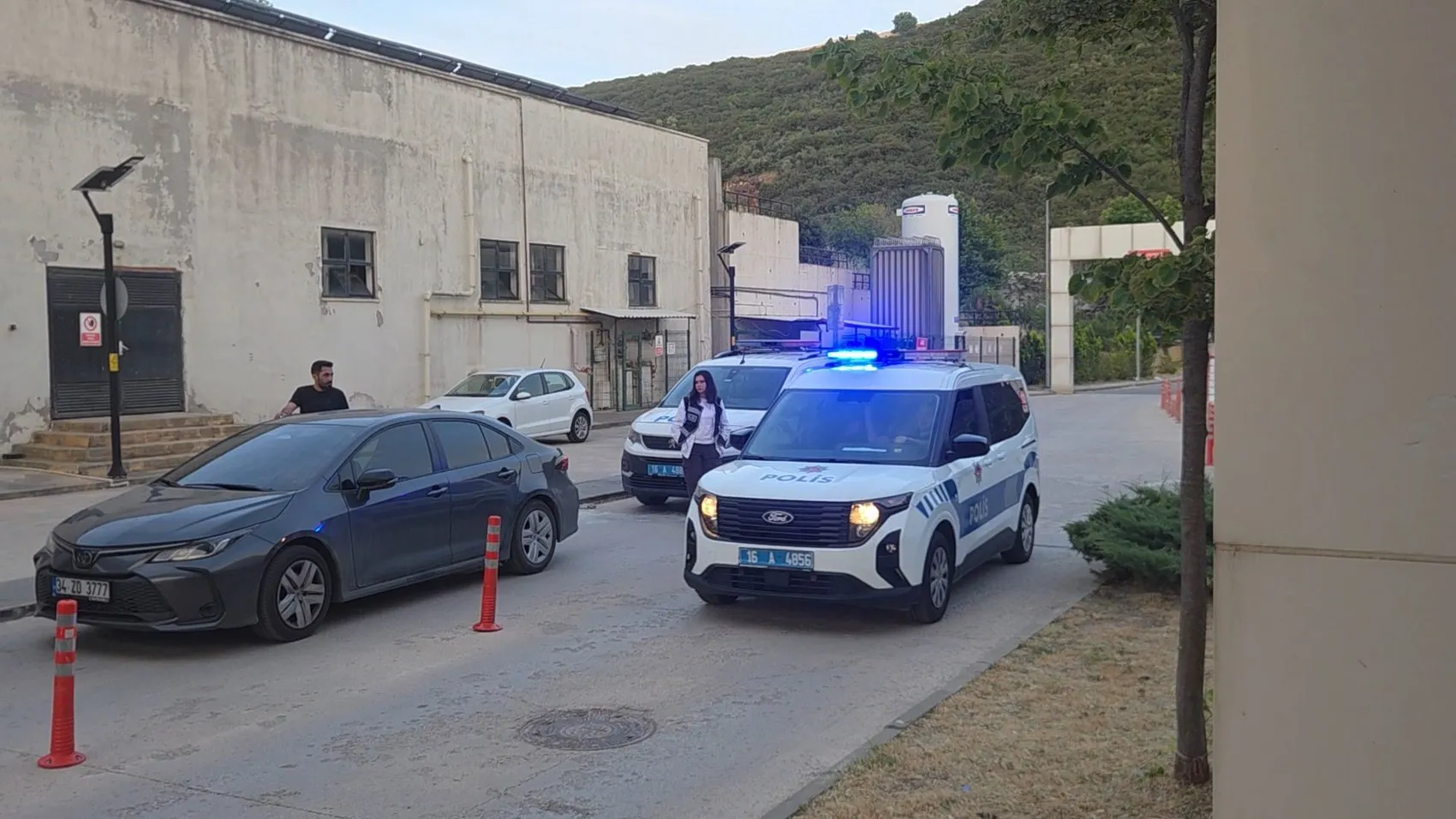 Bursa merkezli dört ilde büyük narkotik baskını