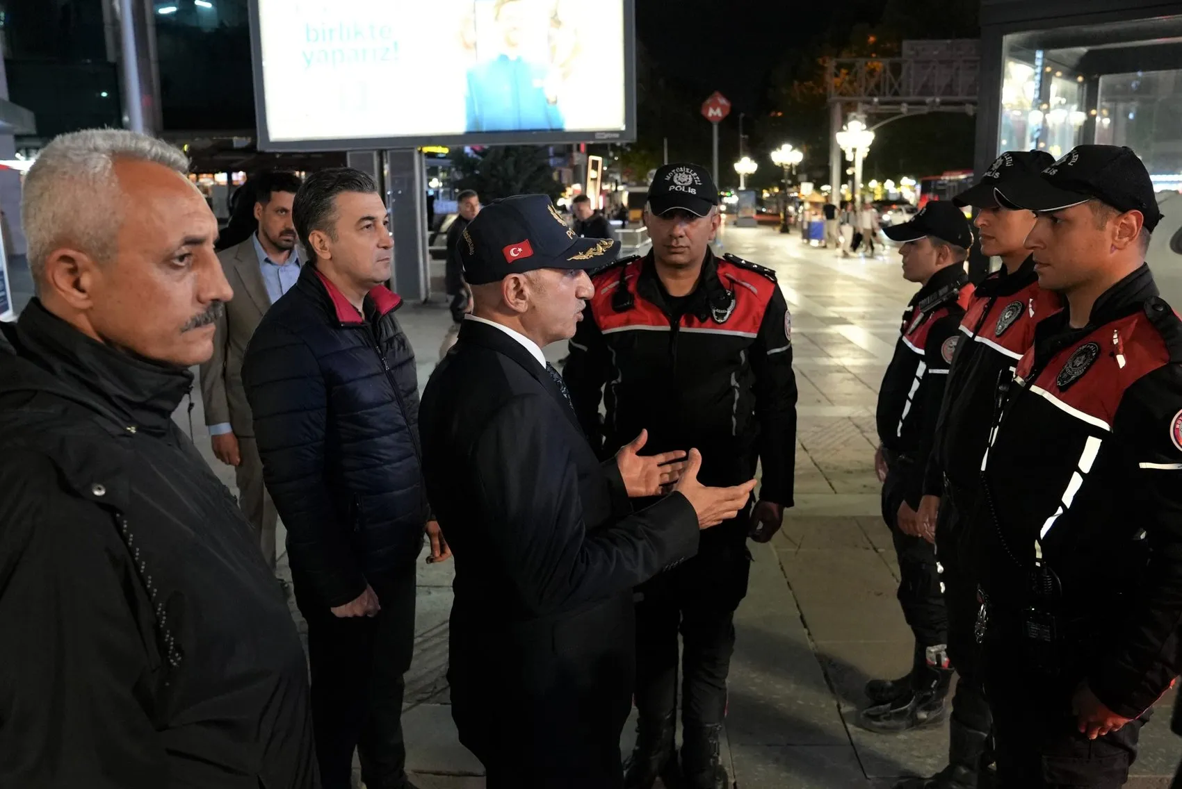 Ankara sokaklarında NATO mesaisi başladı