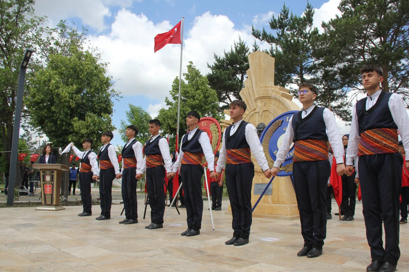 Sivas 107 yıl önceki o tarihi günü yeniden yaşadı