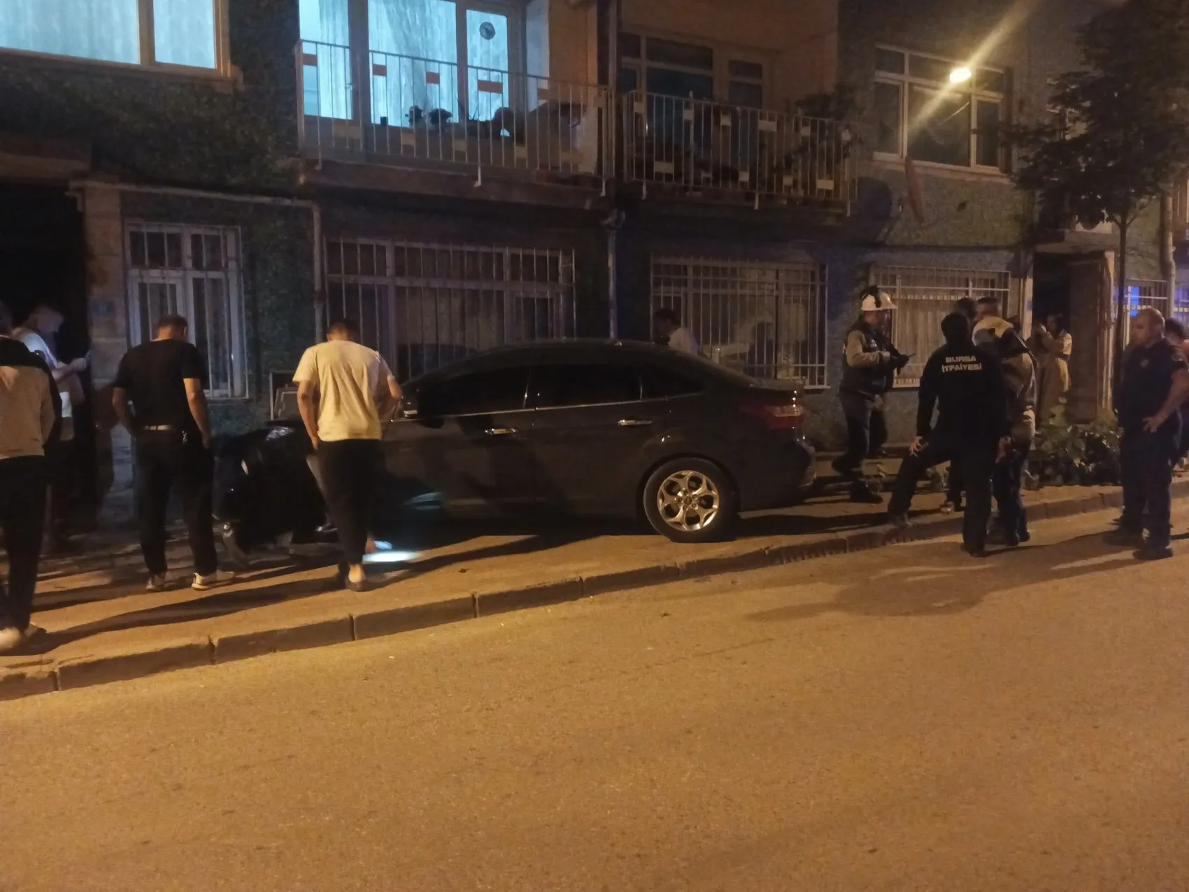 Bursa'da alkollü sürücü dehşeti mahalleyi sokağa döktü