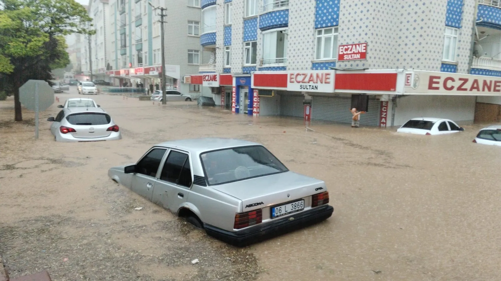 Kırşehir sele teslim oldu