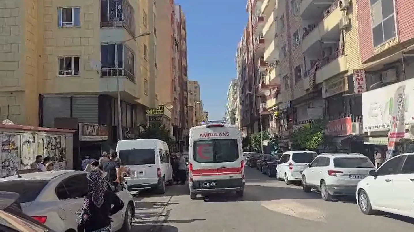 Kızıltepe’de 2 yaşındaki çocuk evinin penceresinden düşerek can verdi
