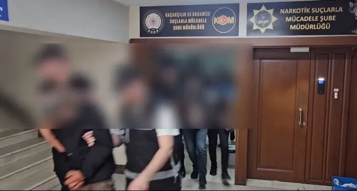 Sakarya ve Kocaeli merkezli silah kaçakçılığı çökertildi