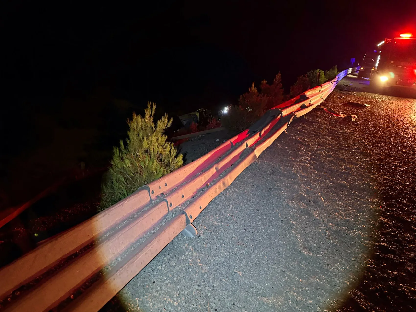 Edremit yolunda gece yarısı feci kaza
