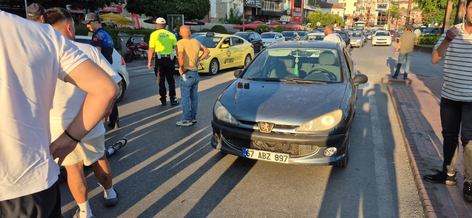 Zonguldak'ta yaya geçidinde tehlikeli anlar