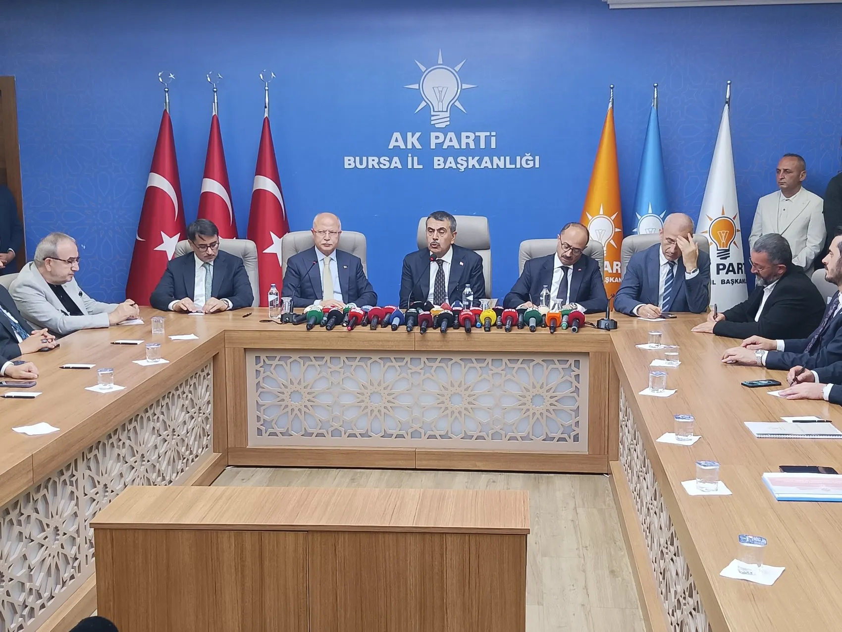 Milli Eğitim Bakanı Tekin Bursa’da eğitim verilerini açıkladı