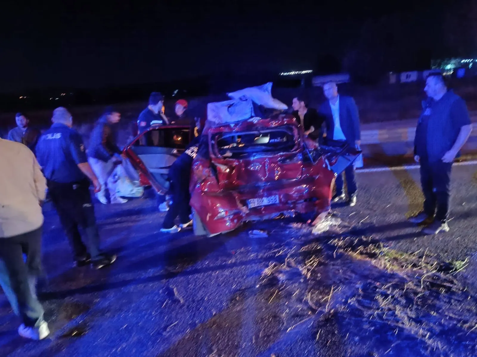 Bolu D-100 kara yolunda gece yarısı trafik kazası