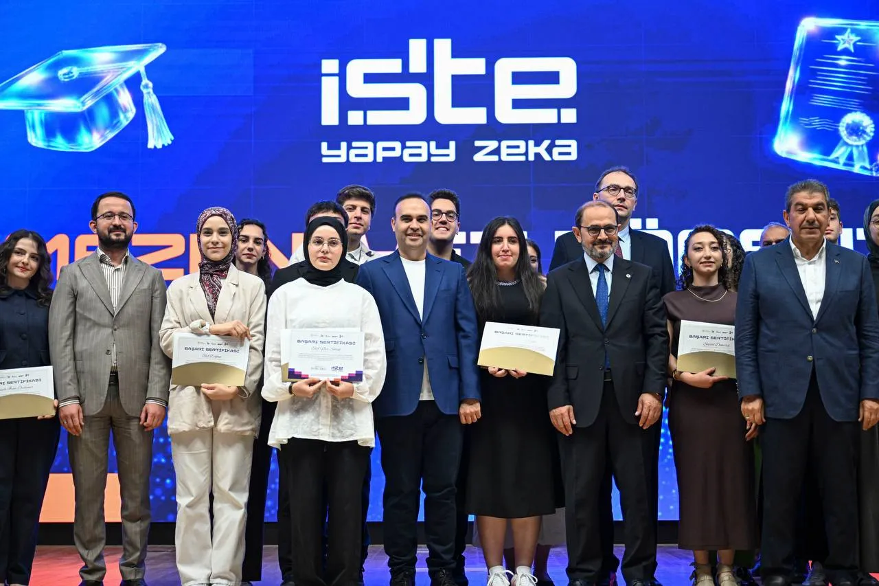 Türkiye yapay zeka eğitimine dev bütçe ve 5 milyon hedefle başlıyor